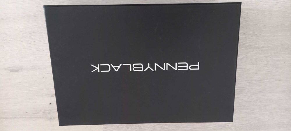 Szpilki damskie z zamszu