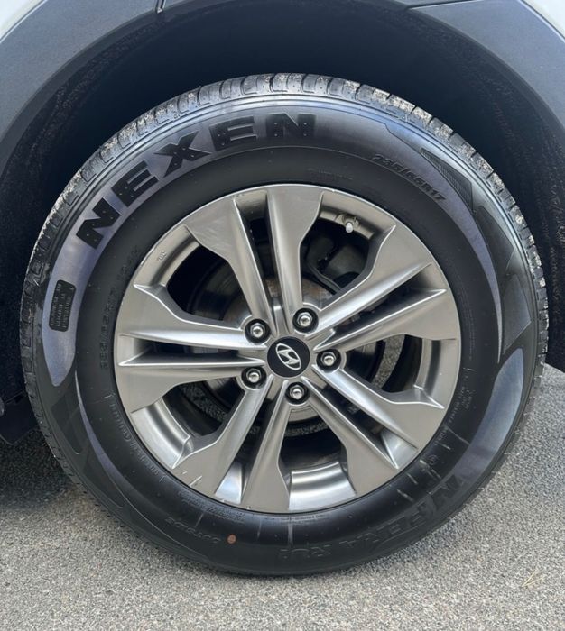 Hyundai Santa Fe 2015 року