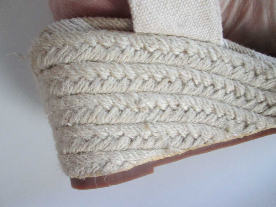 Dunnes Stores Buty letnie sandały espadryle wiązane beżowe 38 jak NOWE