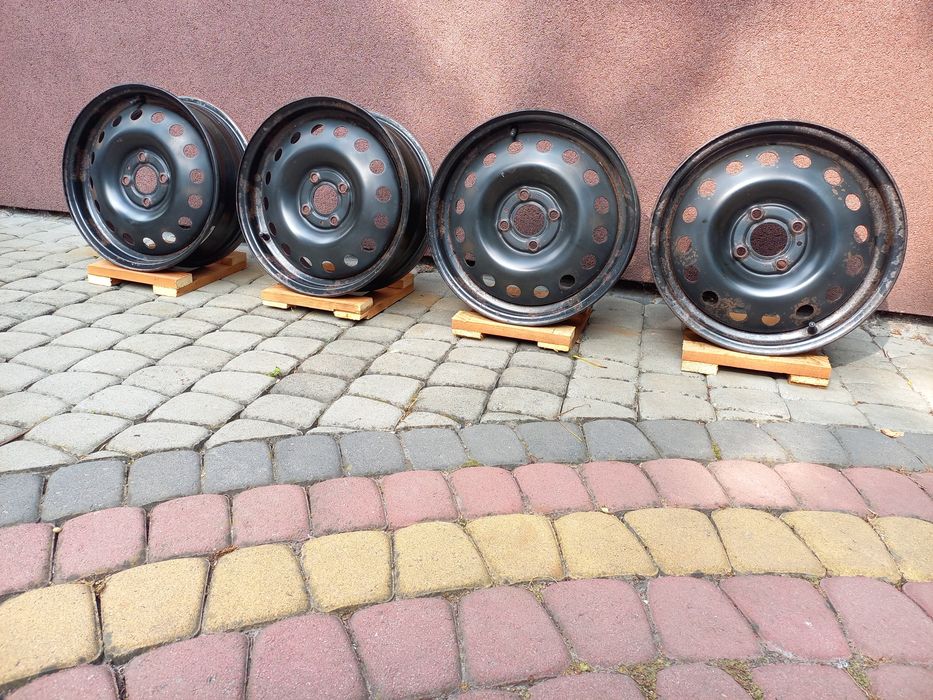 Диски 4*100, R15, Nissan (1)