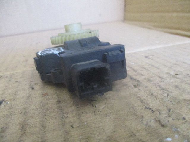 Motor da comporta da sofagem AUDI A5 Sportback (8TA)