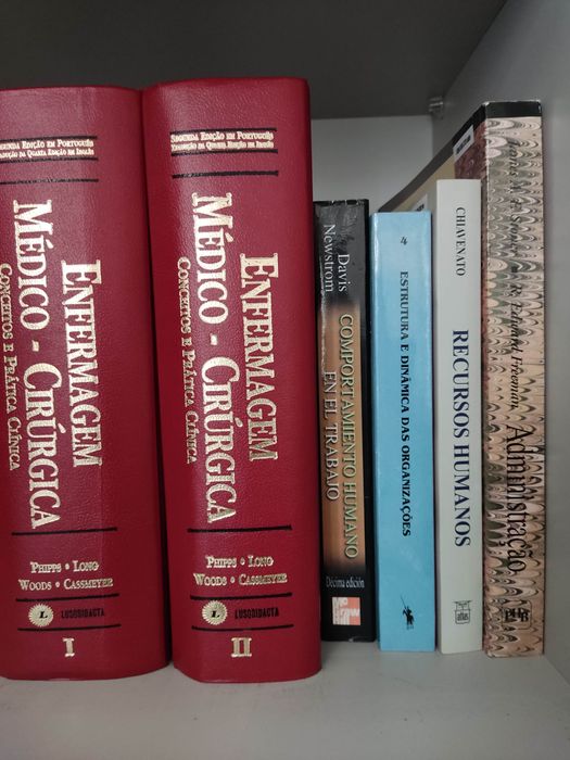 Livros técnicos de saúde antigos