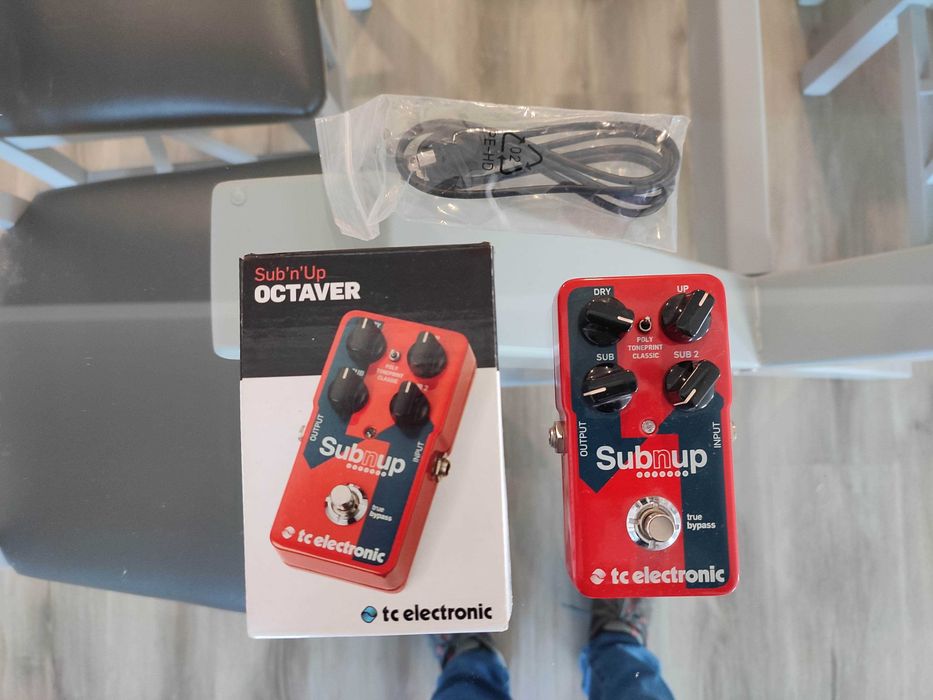 Pedal Guitarra TC Electronic Sub 'N' Up Octaver