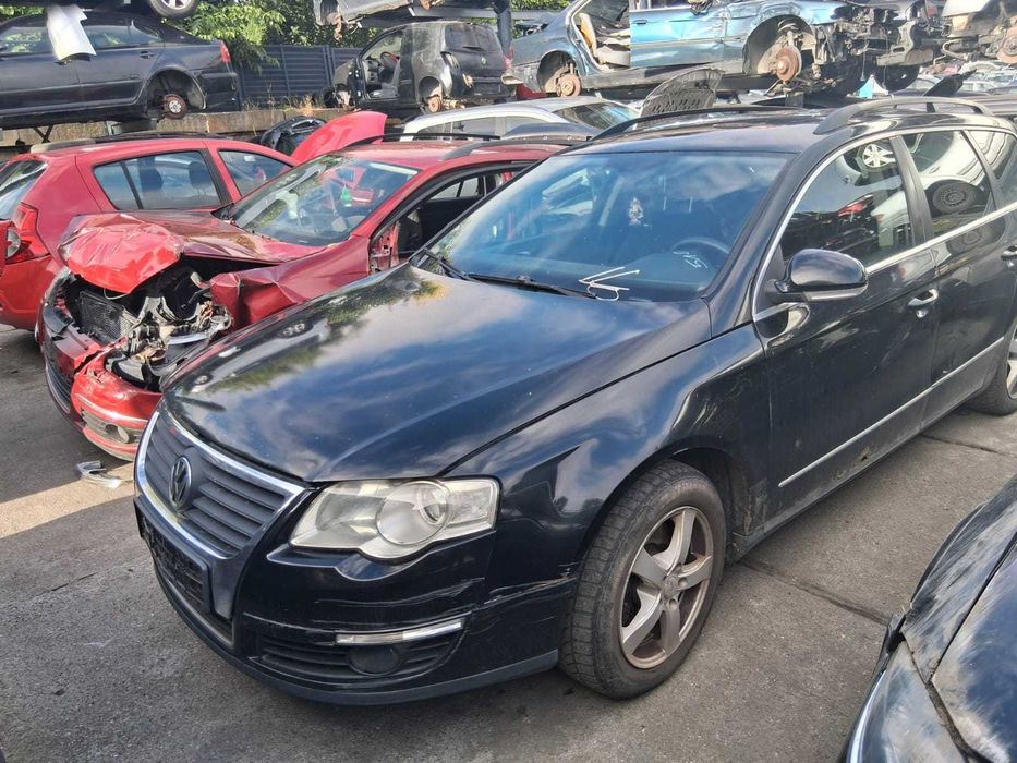 maska przód   Volkswagen Passat B6