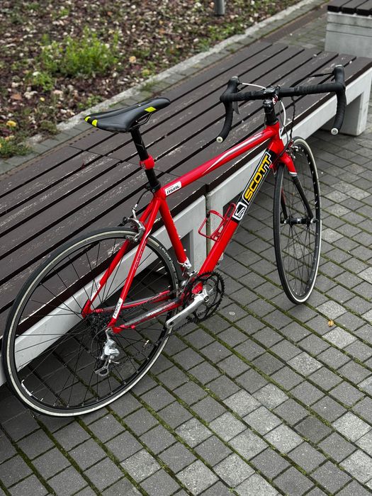 Rower szosowy B’Twin Triban 3 – rama 54 – idealny dla początkujących