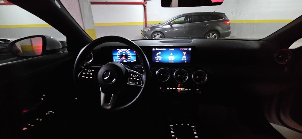 Mercedes-Benz CLA 180 — fotografia 9