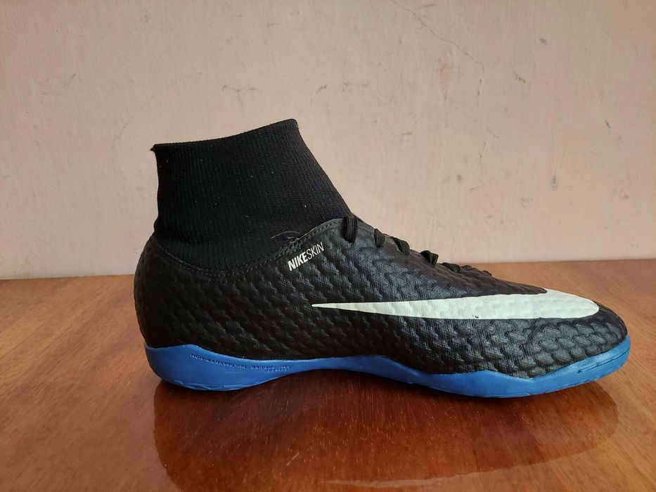 Футзалки сороканіжки футбольні фірми Nike HypervenomX Phelon III оригі