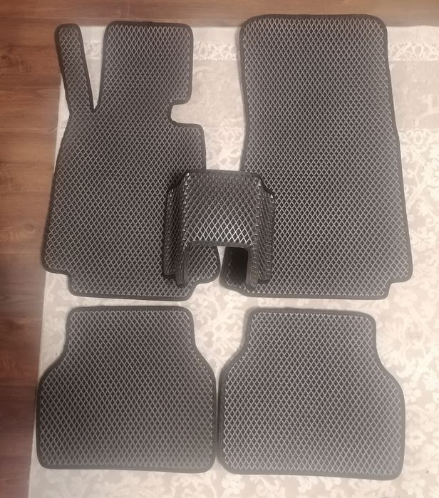 Автомобільні коврики
