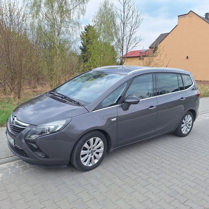 Opel Zafira Opel Zafira C 1.4 1.4T Cosmo FLEX S&S + LPG