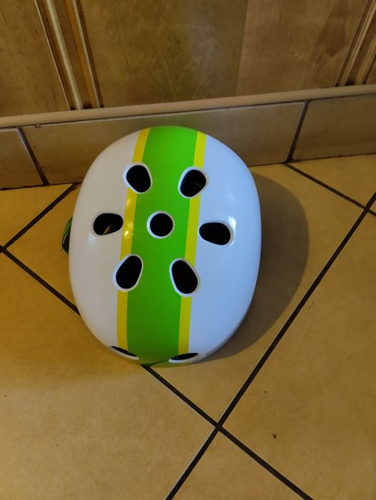 Kask na rower, hulajnogę itp.