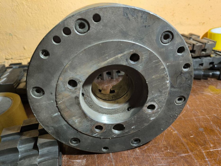 Кулачки токарні б/у,патрони токарні на 250