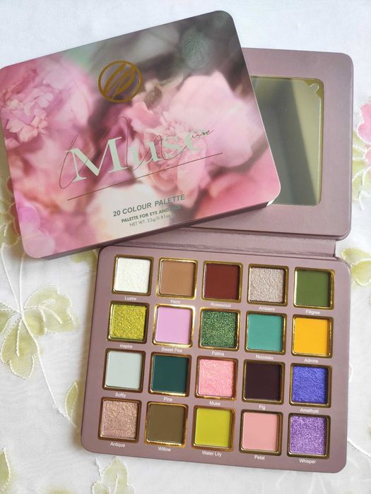 Nowa paleta Cosmic Brushes Muse