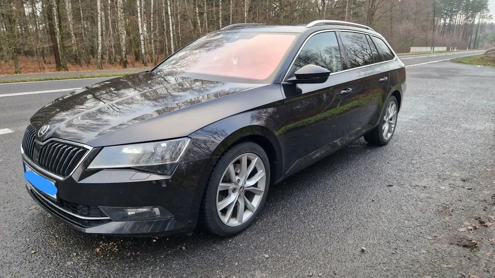 Skoda Superb Samochód zakupiony w polskim Salonie Napęd 4x4