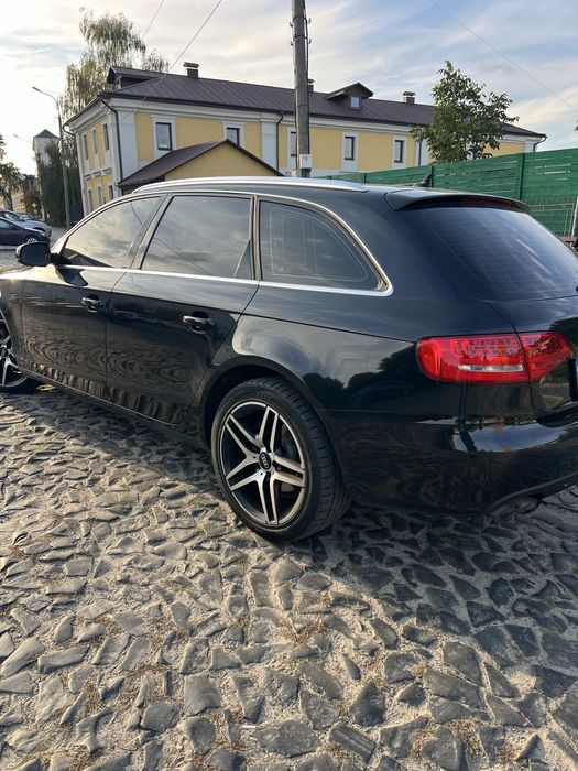 Продам Audi A4B8