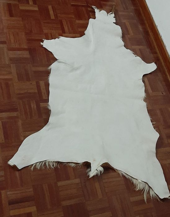 Tapete pele cabra natural