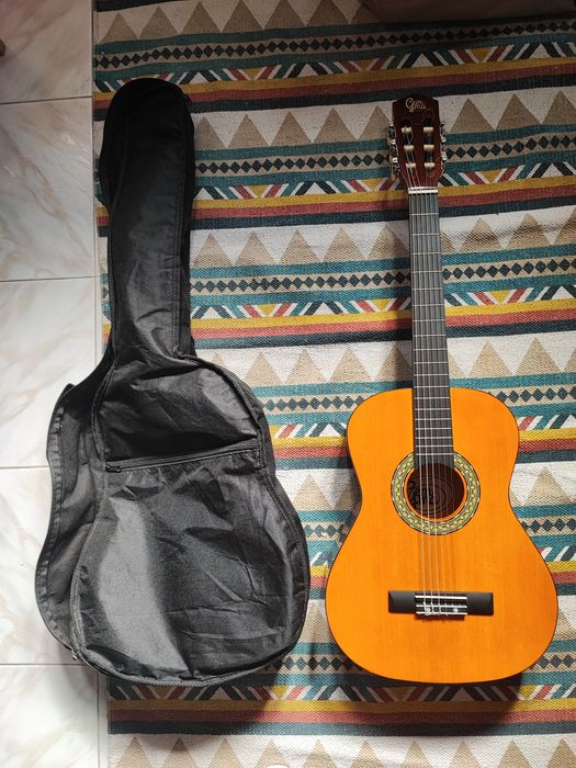 Guitarra clássica Gemma 3/4 + saco de transporte