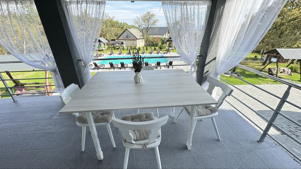 Кімнати подобово Велятино, Теплі води