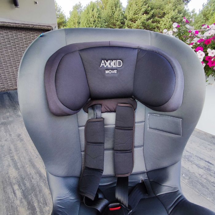 Axkid Move - fotelik samochodowy 9-25 kg