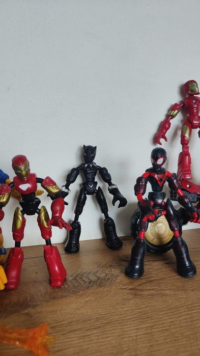 Figurki Avengers Hasbro oryginał spider Man czarnapantera spin Marvel