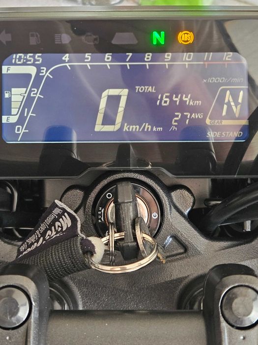 HONDA CB125R 1644km