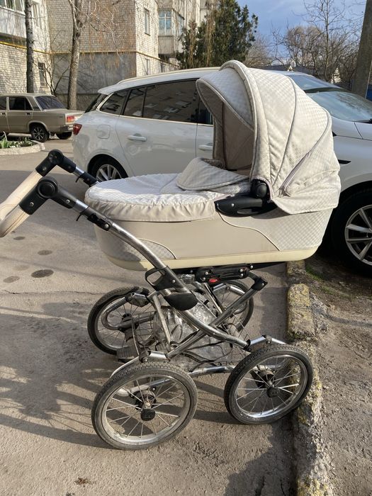 Дитячий візочок/коляска