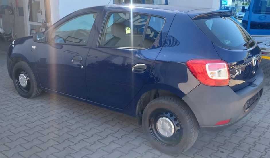 Fajna Dacia Sandero silnik 4-cylindrowy ! jak Clio Megane