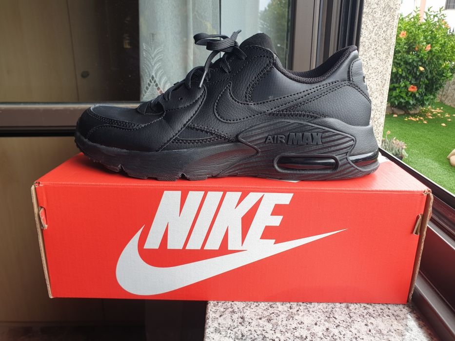 Nike Air Max Excee Leather