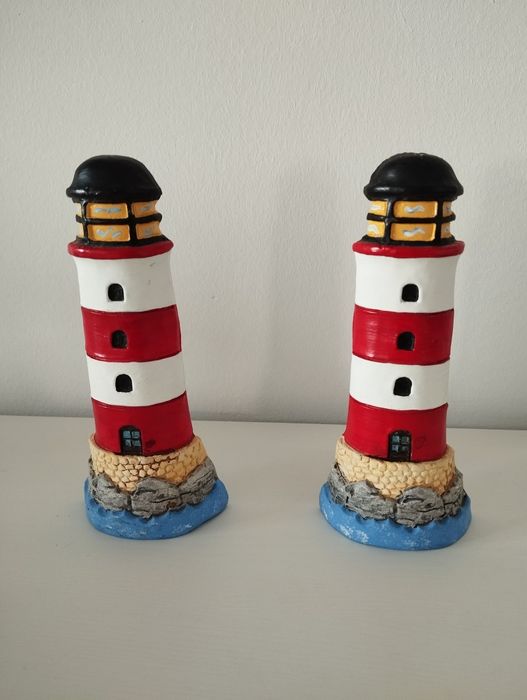 Faróis em cerâmica novos