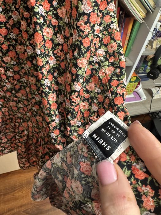 Жіноче літнє плаття