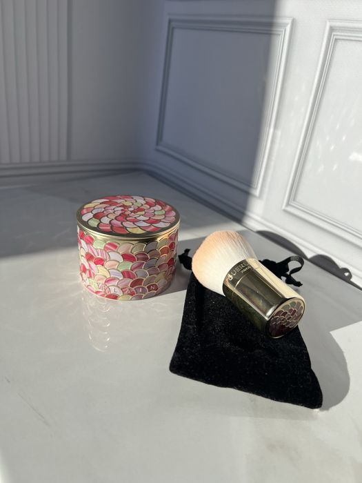 Метеорити Guerlain з кісточкою