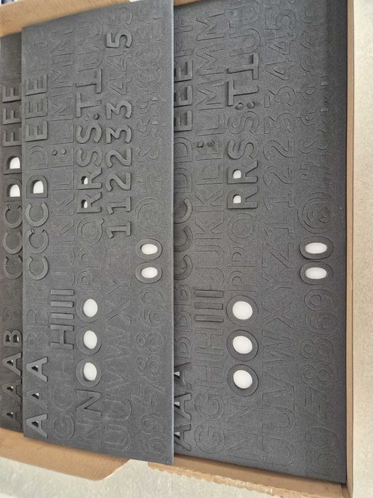 Letras Magnéticas George and Willy