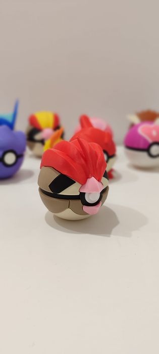 Pidgeotto pokeball pokemon 3d