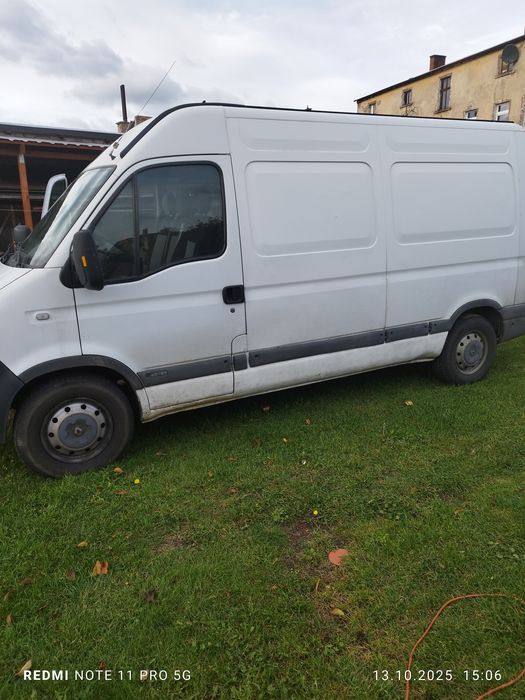 Sprzedam renault master 2,5cdi 120KM