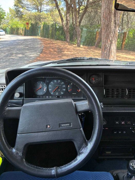 Volvo 240 para venda