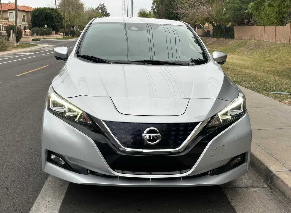 Nissan LEAF SL Plus      2020