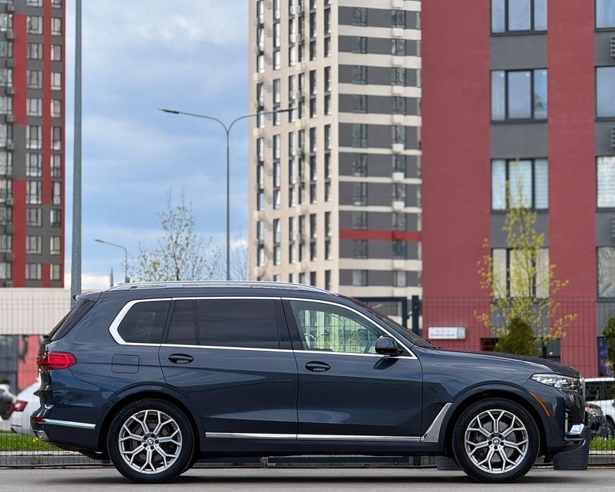 BMW X7 40i x-drive