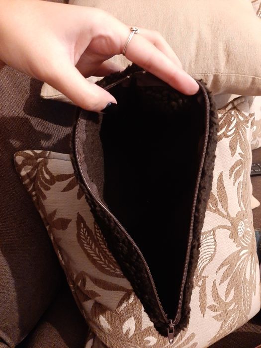 Bolsa castanha médias dimensões
