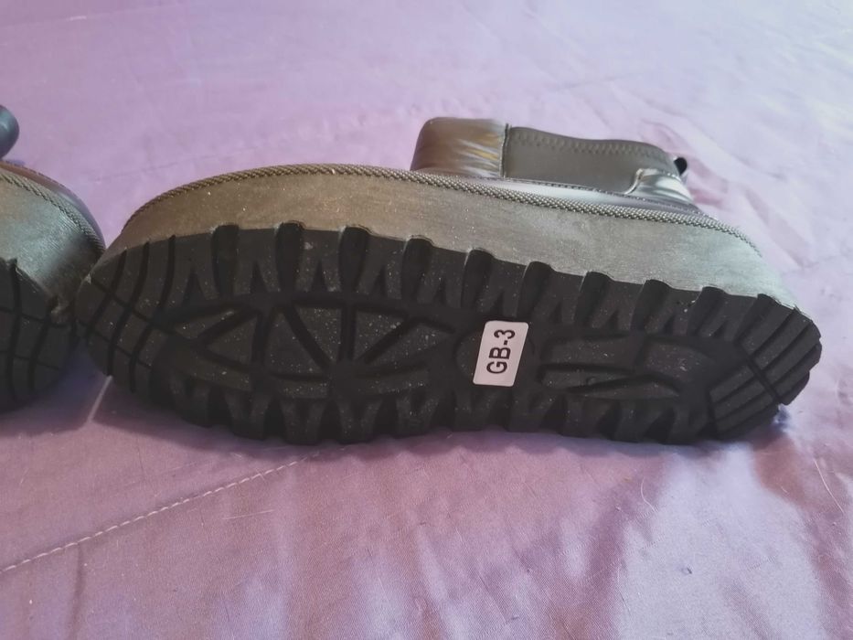 Bota Preta Forrada
