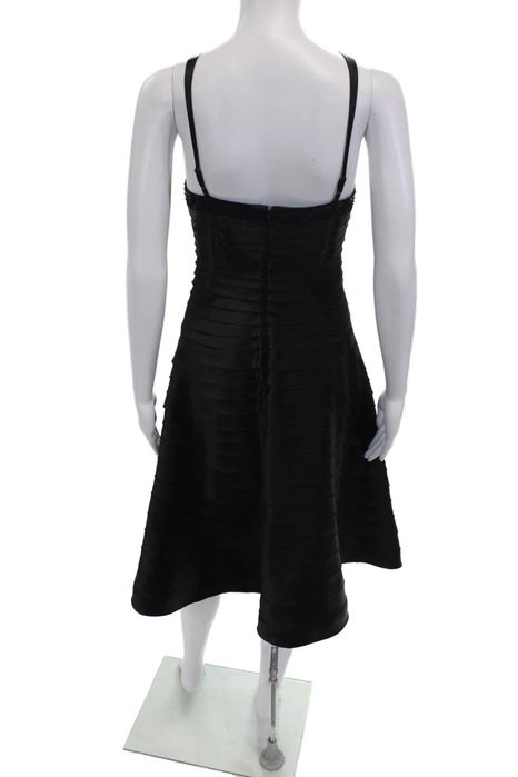 Стильна гарна сукня