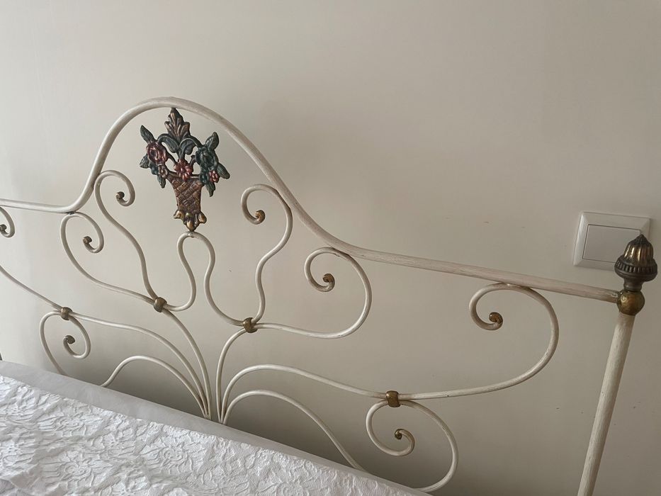Cama ferro antiga restaurada