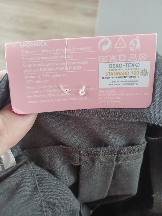Nowa spódnica dziewczęce rozm.116