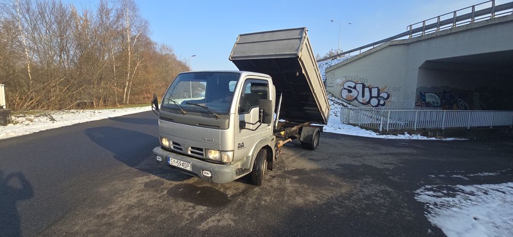 Nissan cabstar wywrotka / kiper  2005r