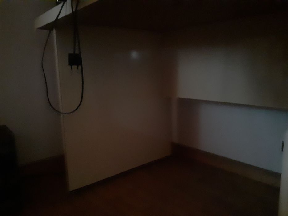 Conjunto de armação e Bidé antigo mais Aparadeira conforme foto.