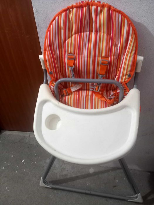 Cadeira de refeição