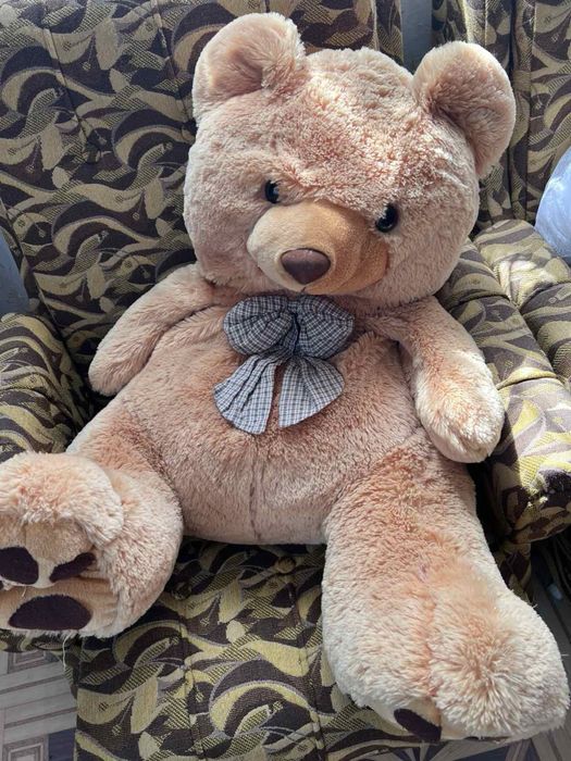 Продається іграшка