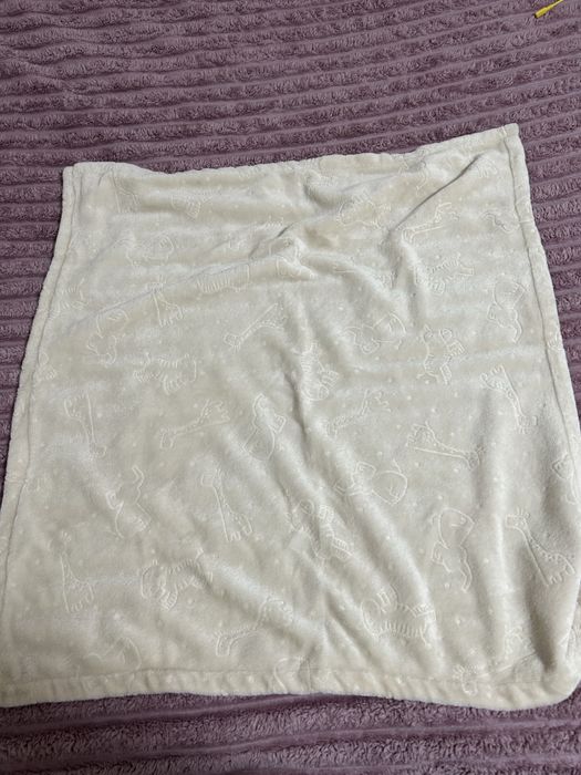 Дитяча подушка та пледик