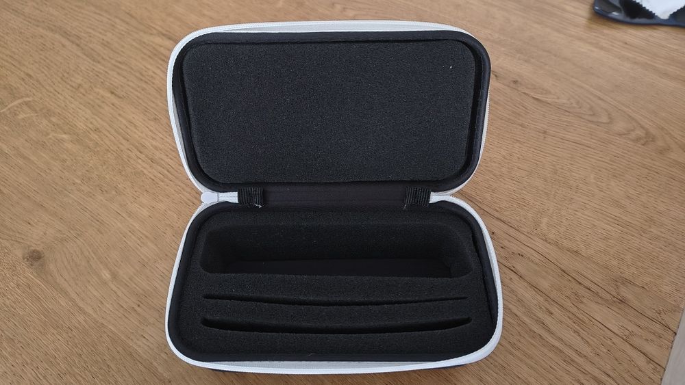 Etiu sportowe na oklulary i nakładki