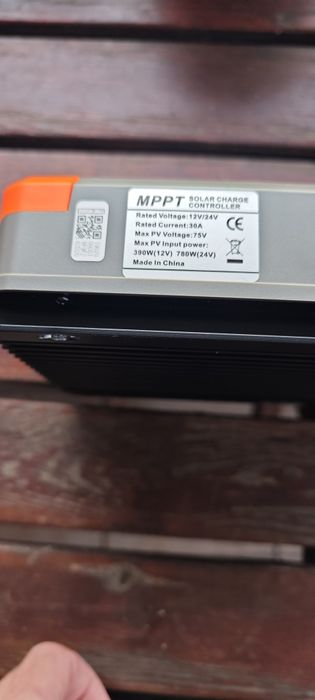 Regulator łądowania MPPT 30A,25A 12/23V