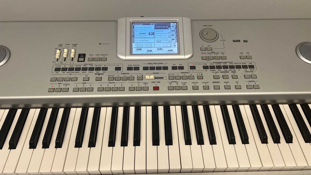 Korg PA588 — професійний музичний інструмент для сцени, студії та натхнення