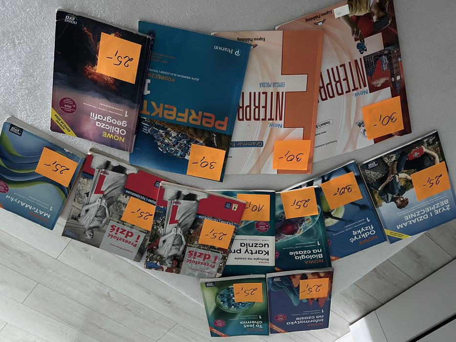 Ksiazki  do Technikum i Liceum klasy pierwszej